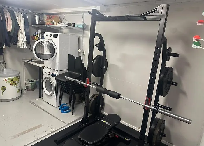 Large, Spacious Single-family With Good Views Bergen